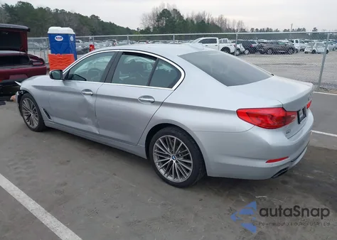2018 BMW 540I из США, поврежденный, VIN WBAJE5C52JG918316